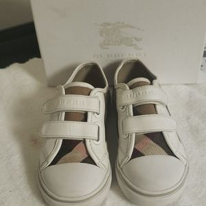 Burberry sneakers
